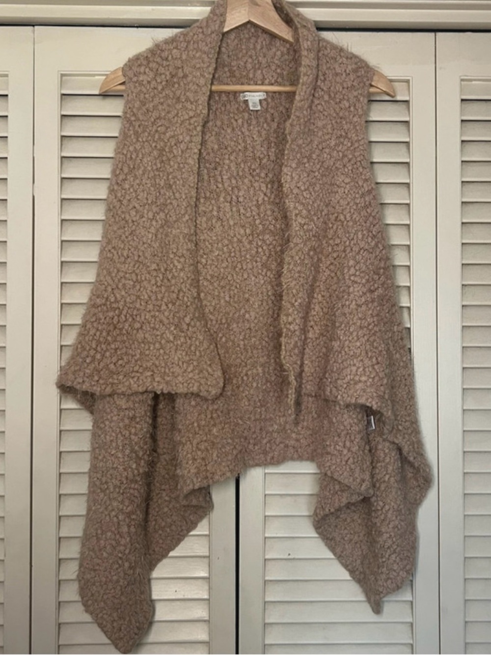 Cato Fuzzy Bouclé Waterfall Sweater Vest Taupe Light Tan XS